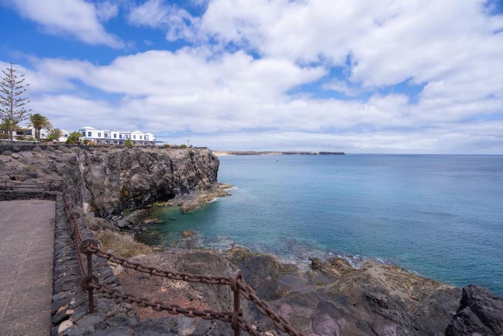 Beautiful Home In Lanzarote 5 Mins From Marina Playa Blanca  Buitenkant foto