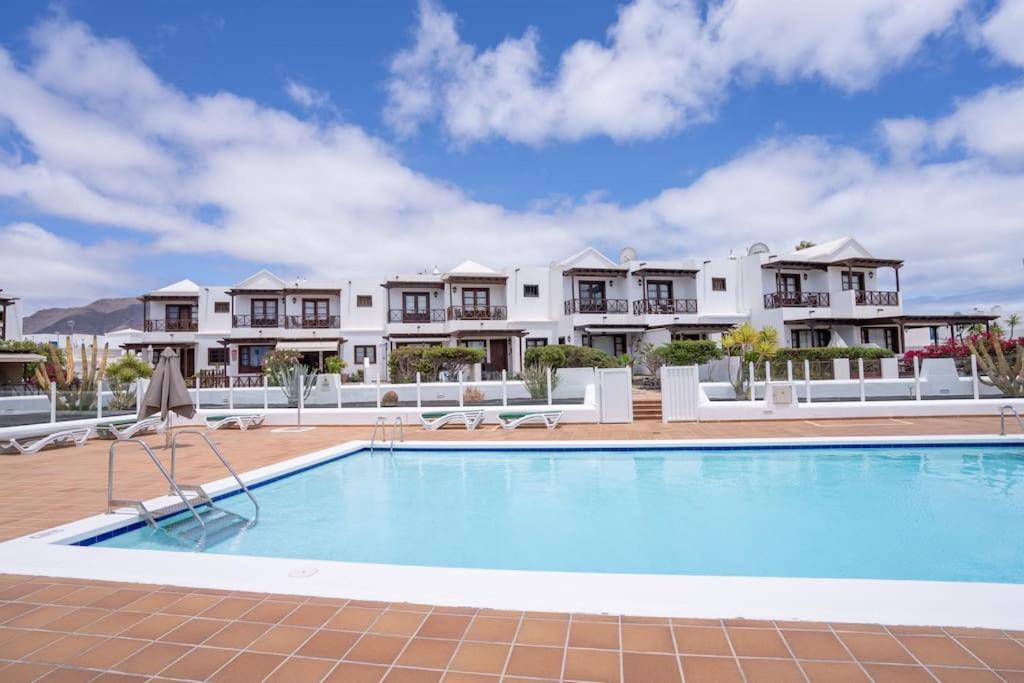 Beautiful Home In Lanzarote 5 Mins From Marina Playa Blanca  Buitenkant foto