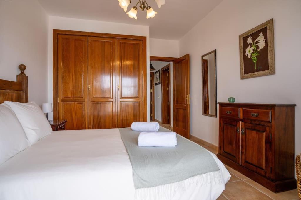 Beautiful Home In Lanzarote 5 Mins From Marina Playa Blanca  Buitenkant foto