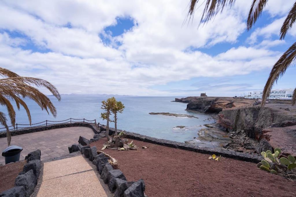 Beautiful Home In Lanzarote 5 Mins From Marina Playa Blanca  Buitenkant foto