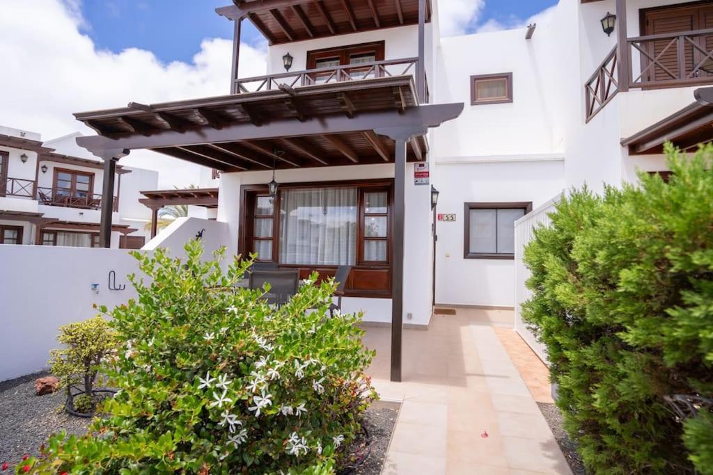 Beautiful Home In Lanzarote 5 Mins From Marina Playa Blanca  Buitenkant foto