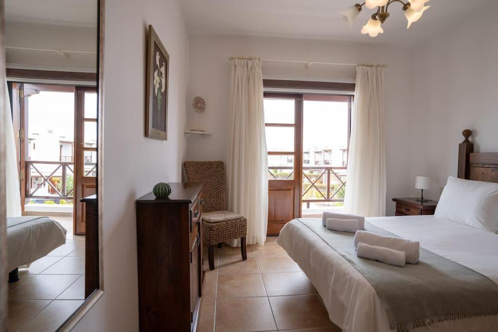 Beautiful Home In Lanzarote 5 Mins From Marina Playa Blanca  Buitenkant foto