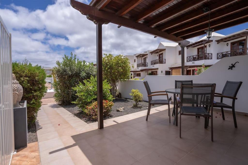 Beautiful Home In Lanzarote 5 Mins From Marina Playa Blanca  Buitenkant foto