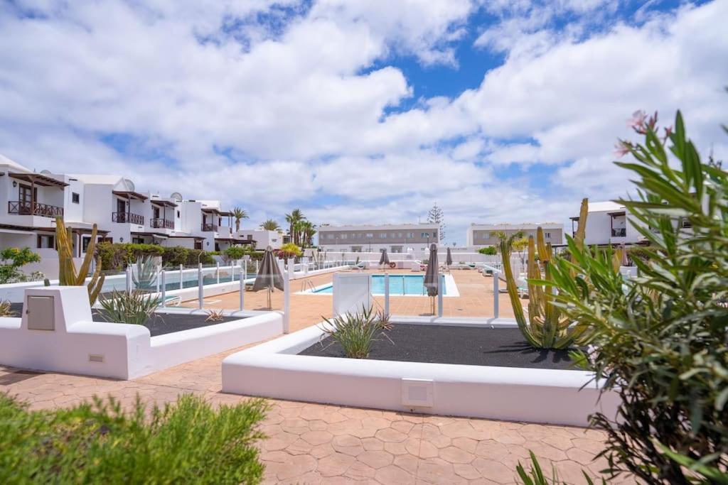 Beautiful Home In Lanzarote 5 Mins From Marina Playa Blanca  Buitenkant foto