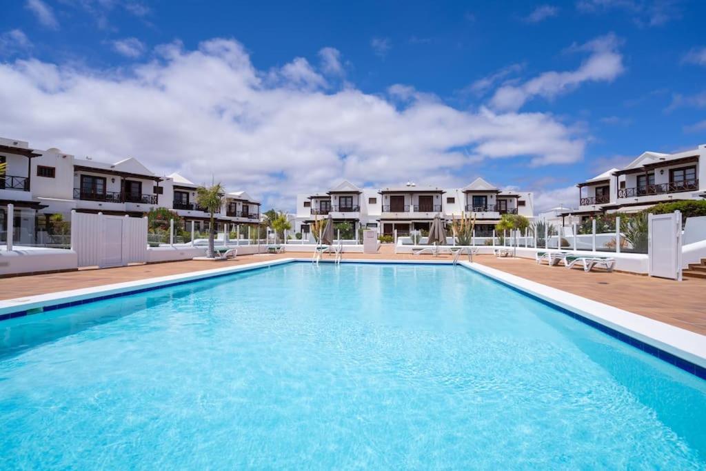 Beautiful Home In Lanzarote 5 Mins From Marina Playa Blanca  Buitenkant foto